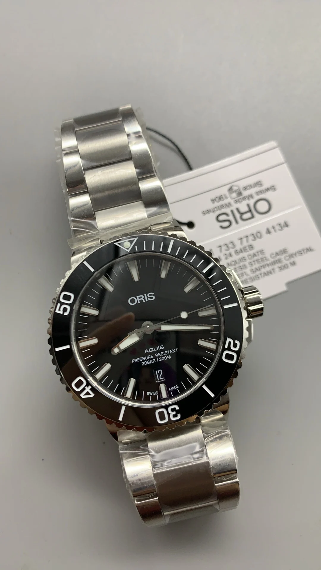 OF, Oris, Black, SW200 (China) — photographed off the sweep