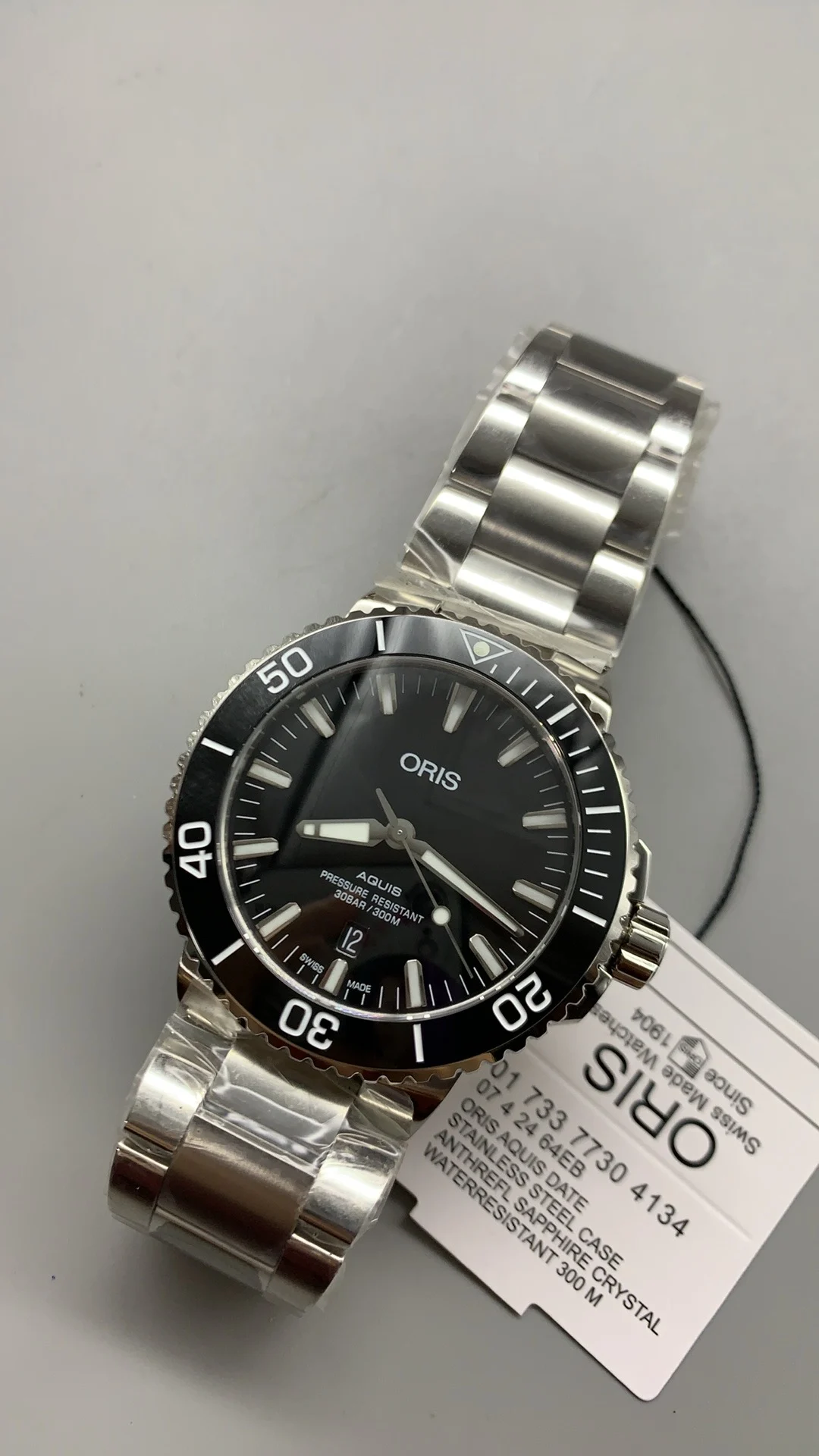 OF, Oris, Black, SW200 (China) — photographed off the sweep