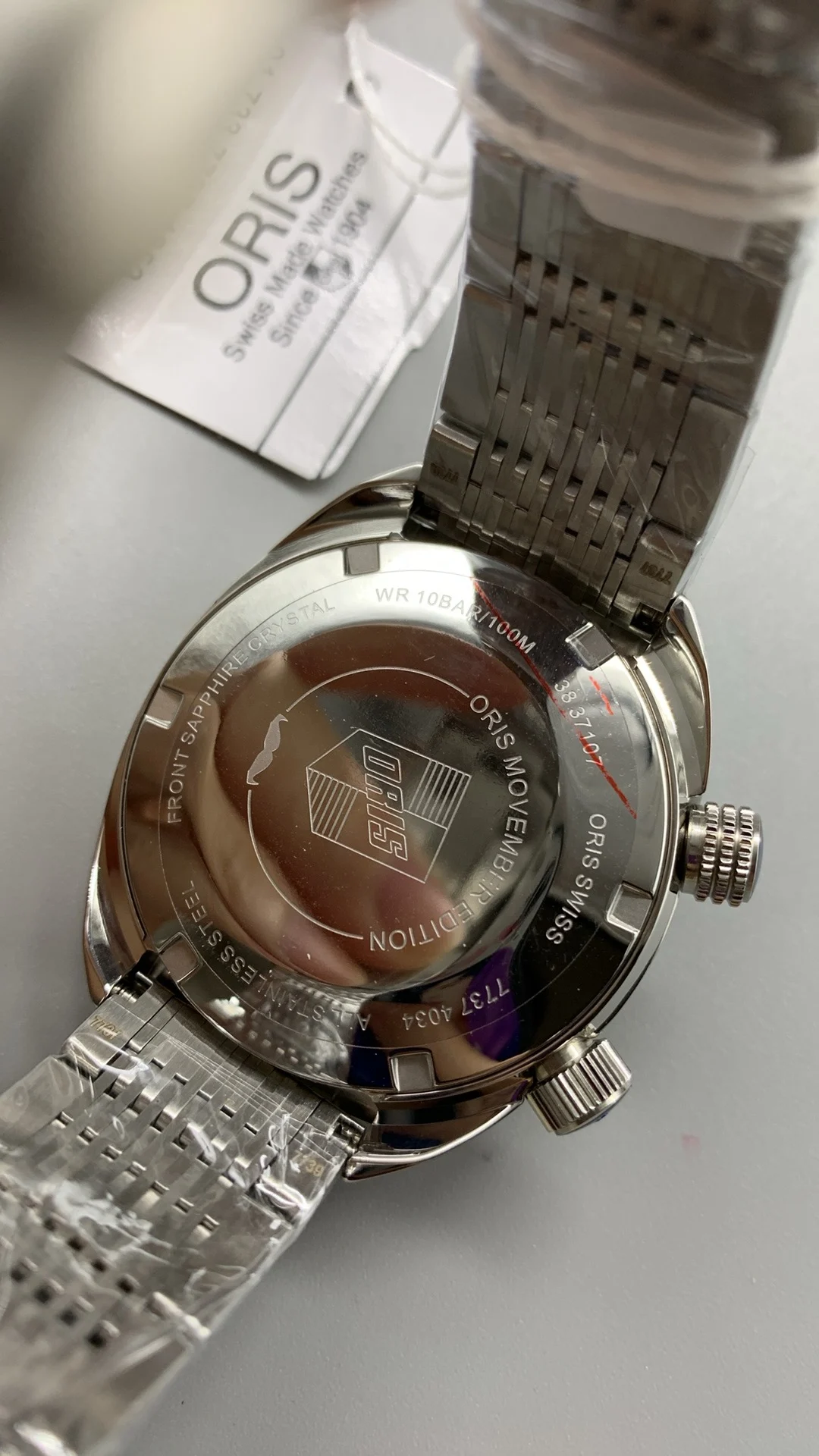 OF, Oris, double-handle, SW200 β photographed off the sweep