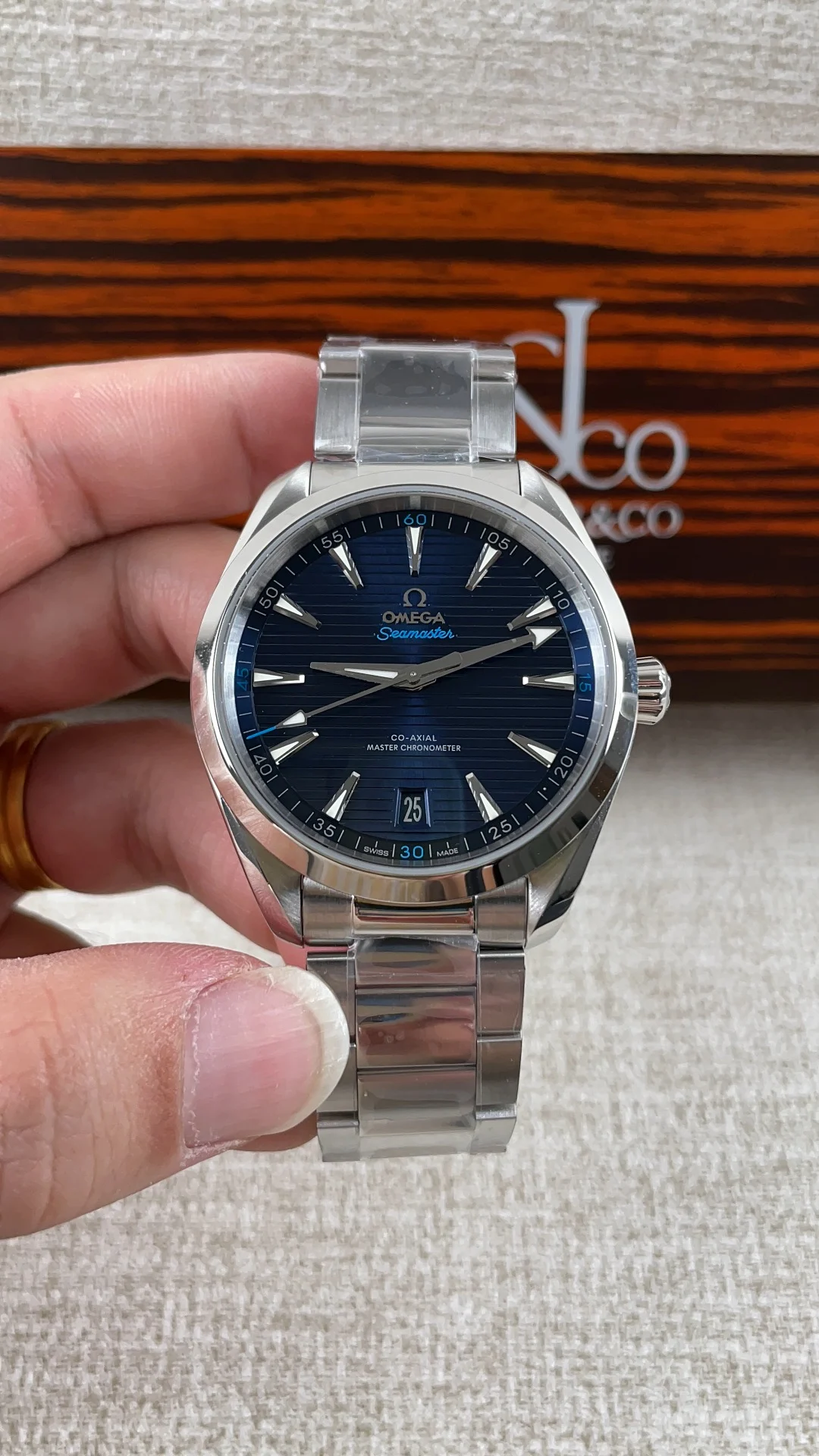 Omega 150 Teak Collection