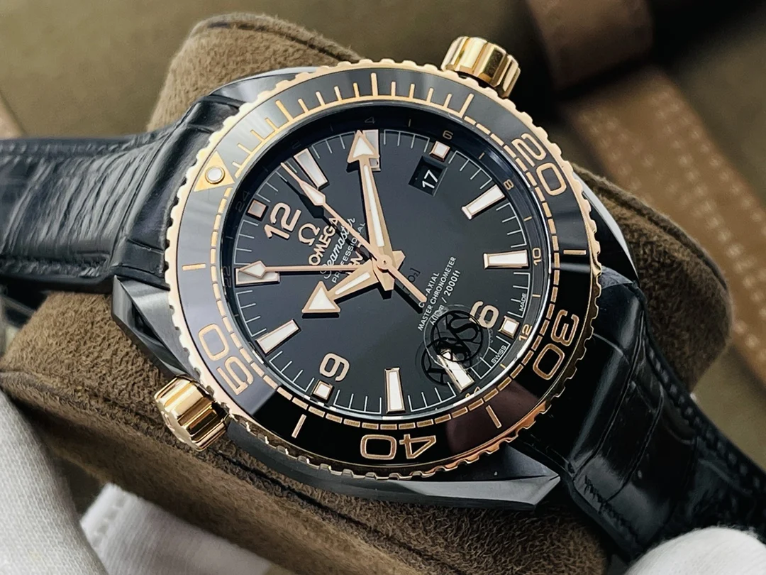Omega Ceramic Black Dial — photographed off the sweep