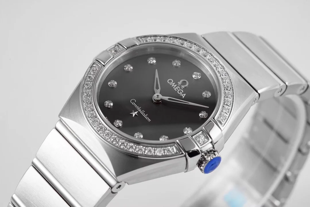 Omega Constellation 28mm — photographed off the sweep
