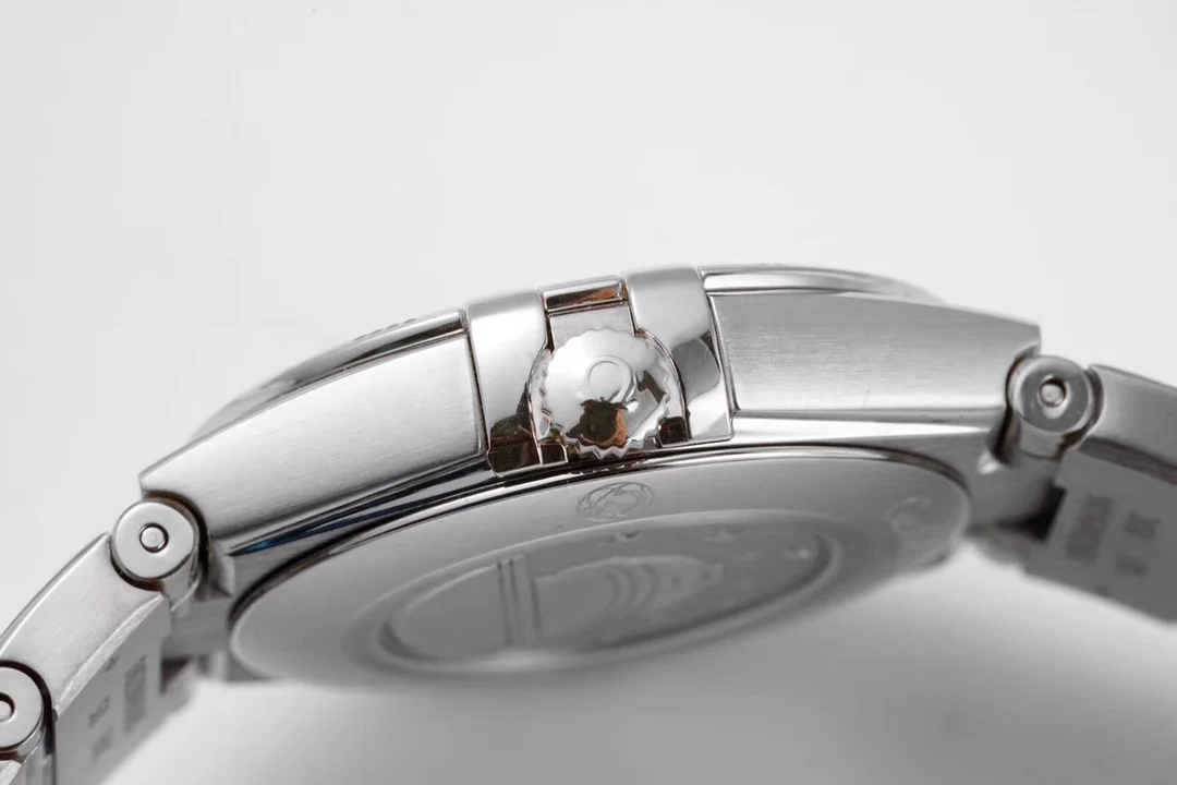 Omega Constellation 28mm — photographed off the sweep