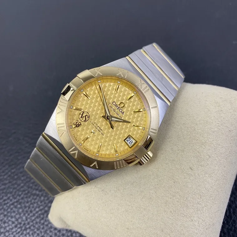 Omega Constellation 38mm
