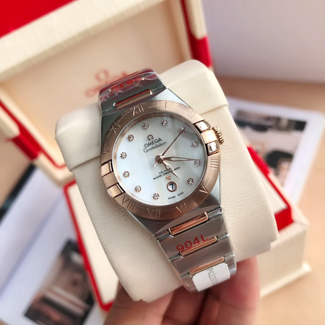 Omega Constellation Diamond-Set 27mm — photographed off the sweep
