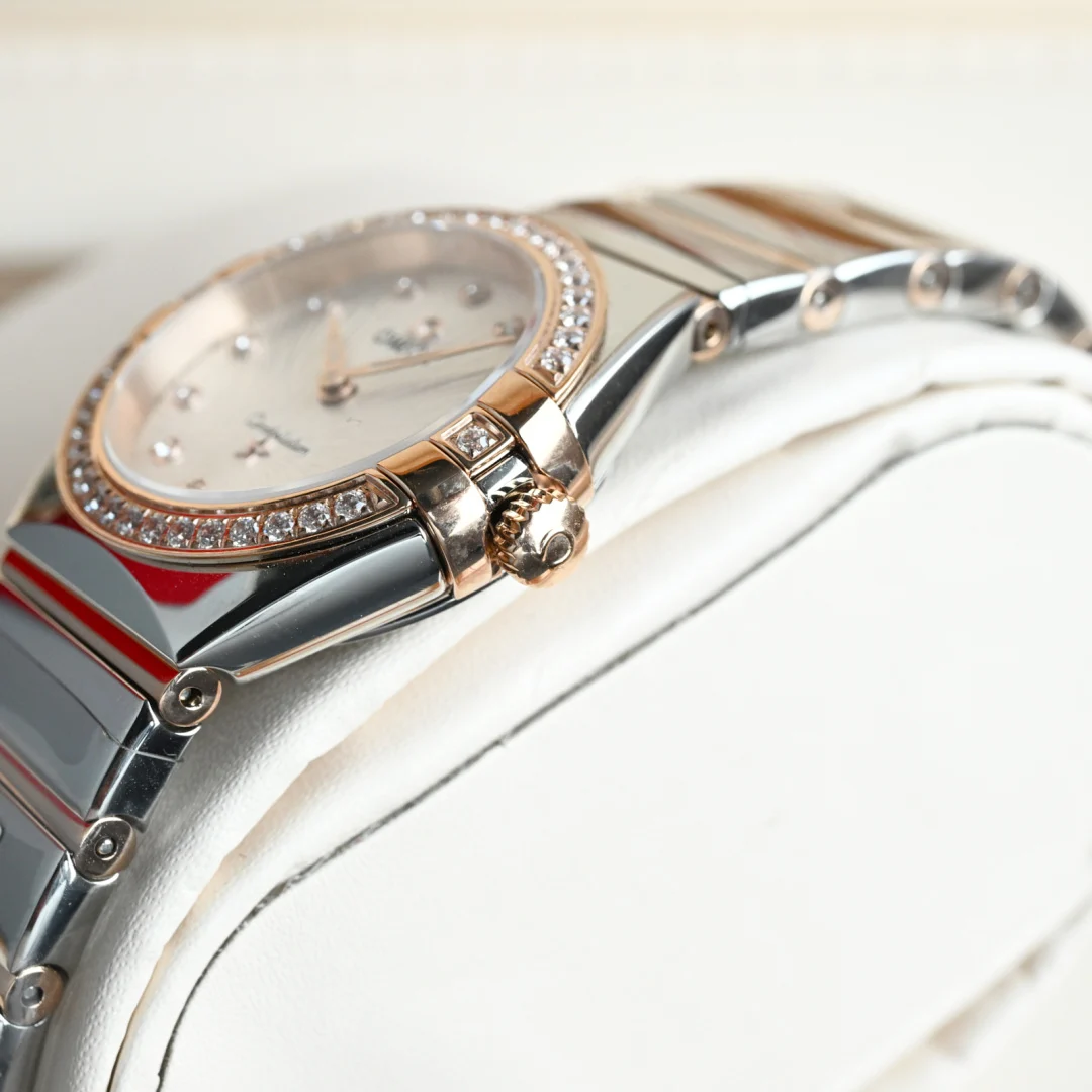 Omega Constellation Diamond-Set 28mm — photographed off the sweep