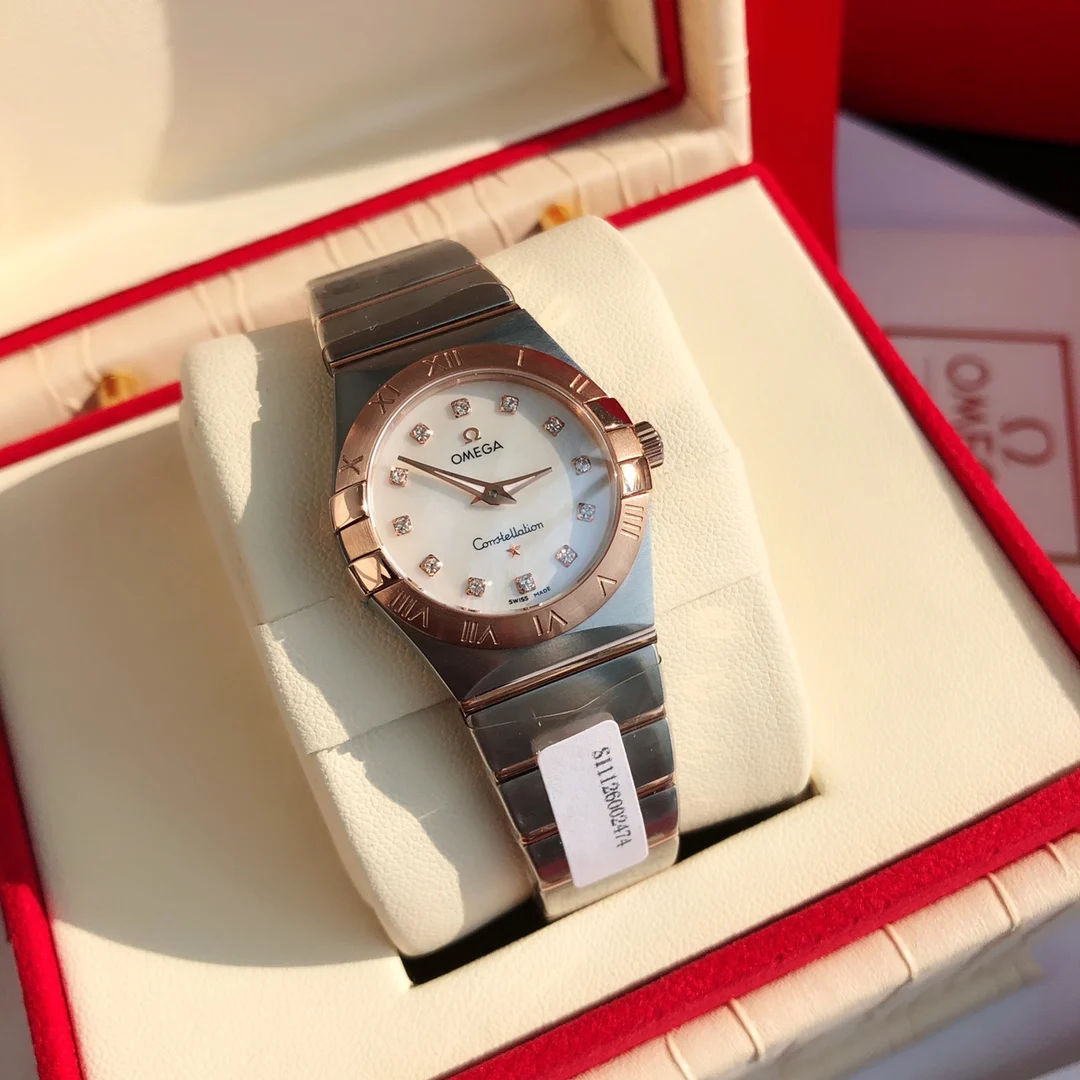 Omega Constellation Steel Diamond-Set 27mm — photographed off the sweep