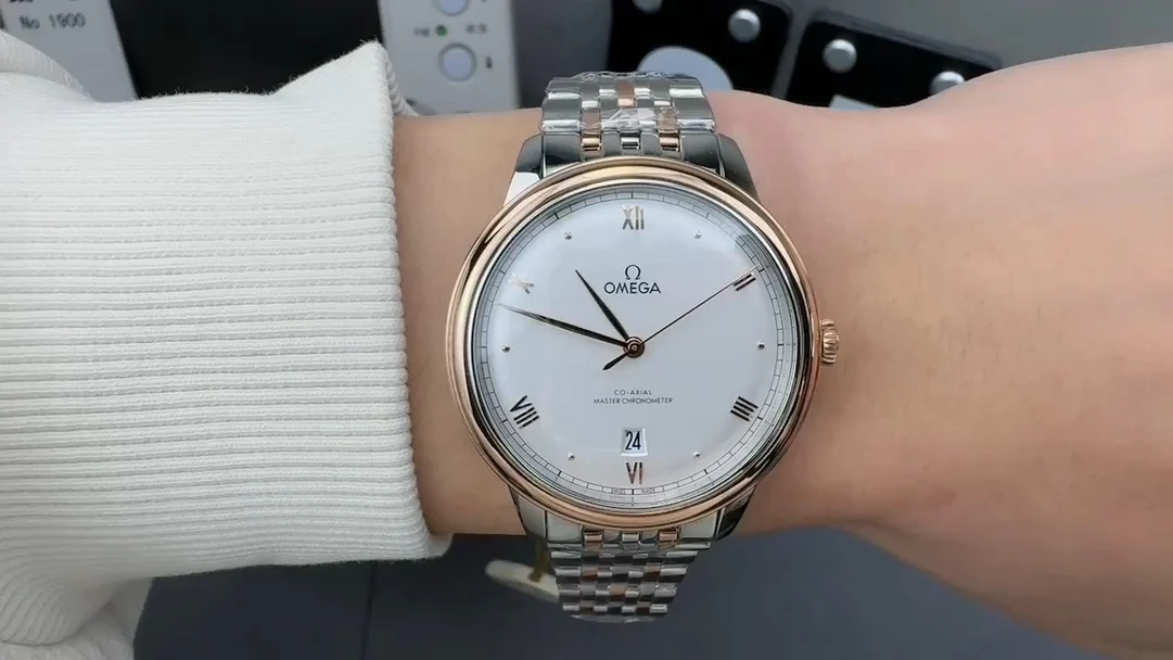 Omega De Ville