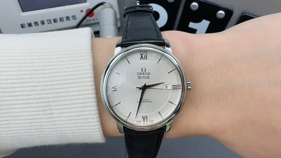 Omega De Ville — photographed off the sweep