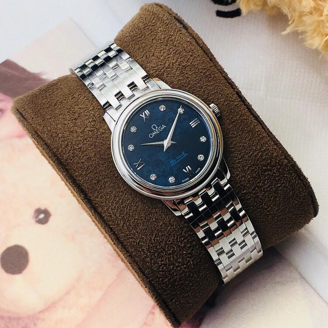 Omega De Ville Diamond-Set — photographed off the sweep