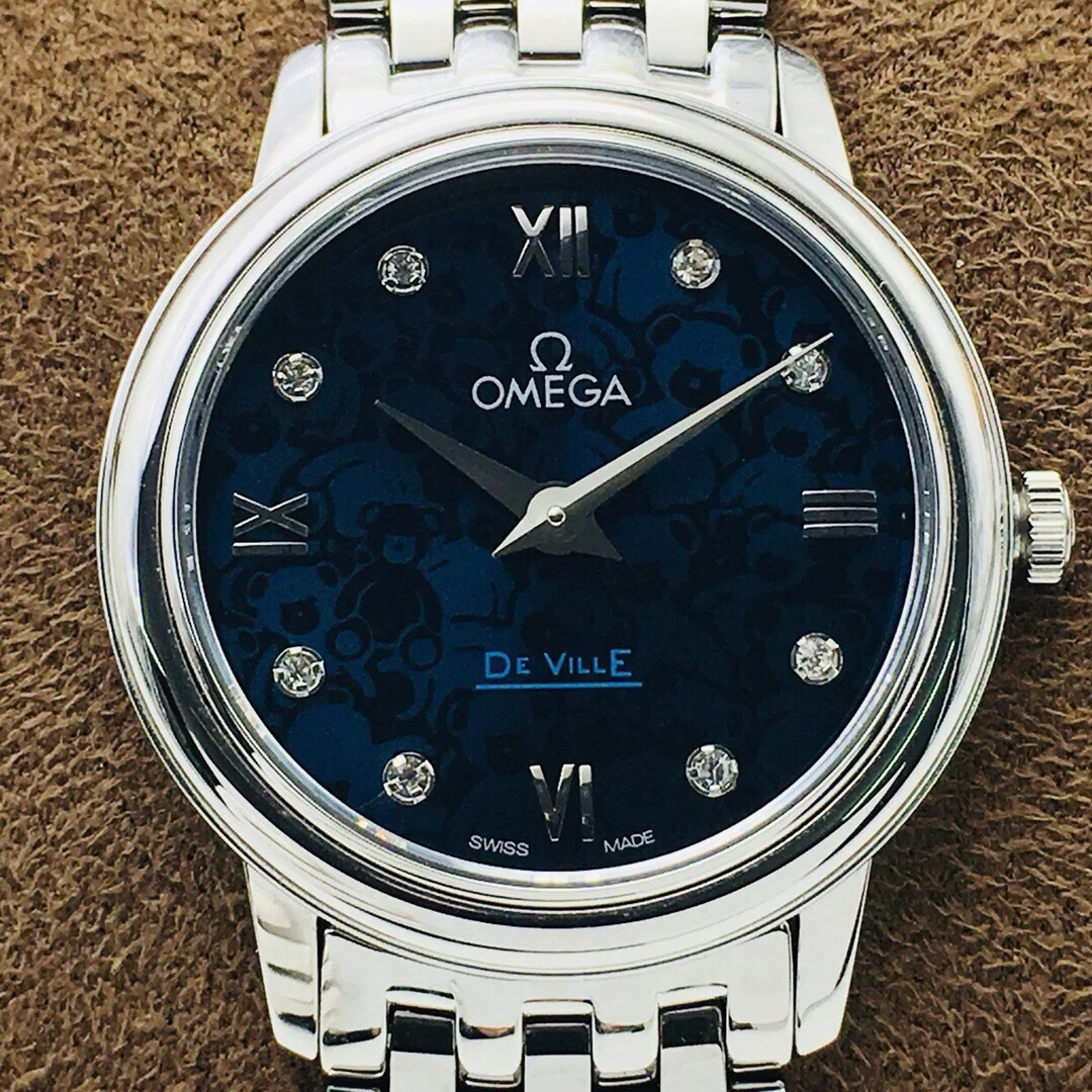 Omega De Ville Diamond-Set — photographed off the sweep