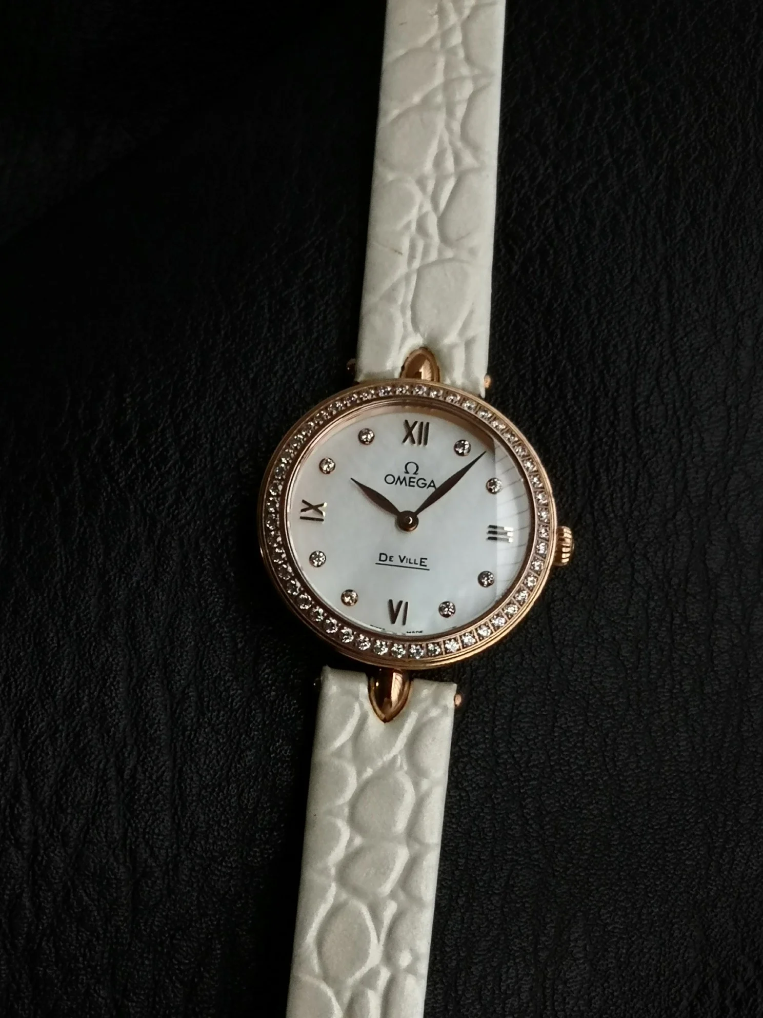 Omega De Ville Steel 27.4mm — photographed off the sweep