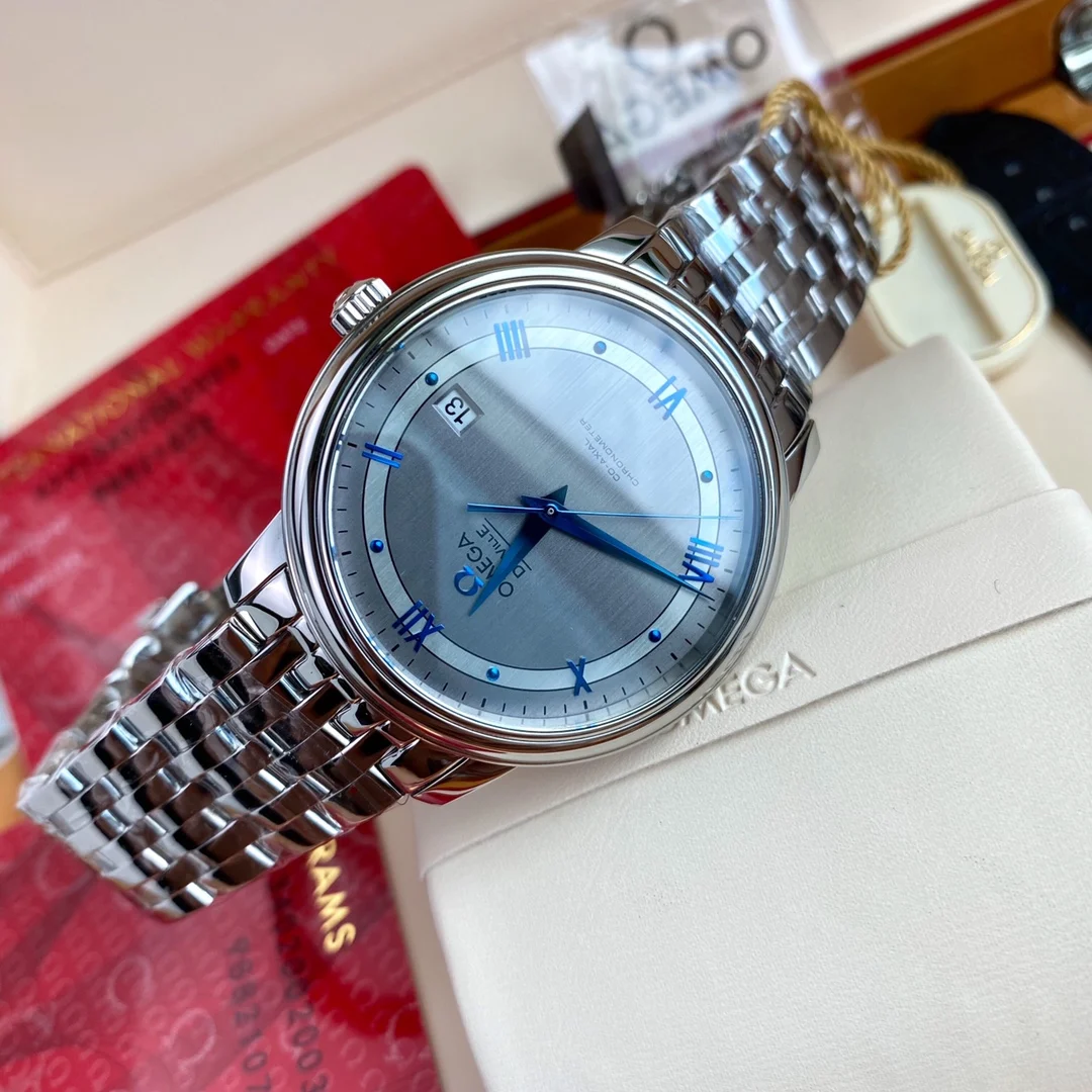 Omega De Ville Steel 39.5mm — photographed off the sweep