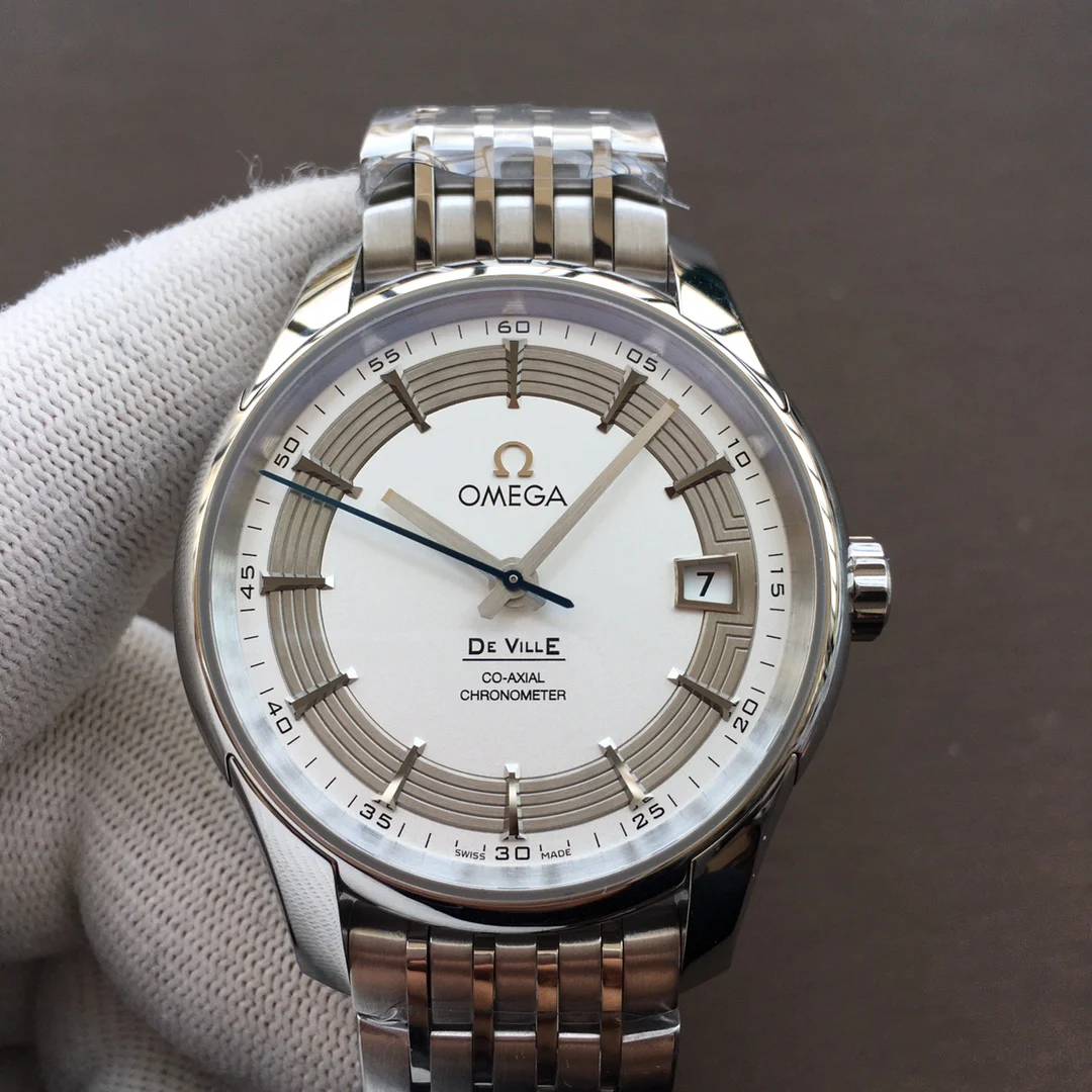 Omega De Ville Steel White Dial 41mm — photographed off the sweep