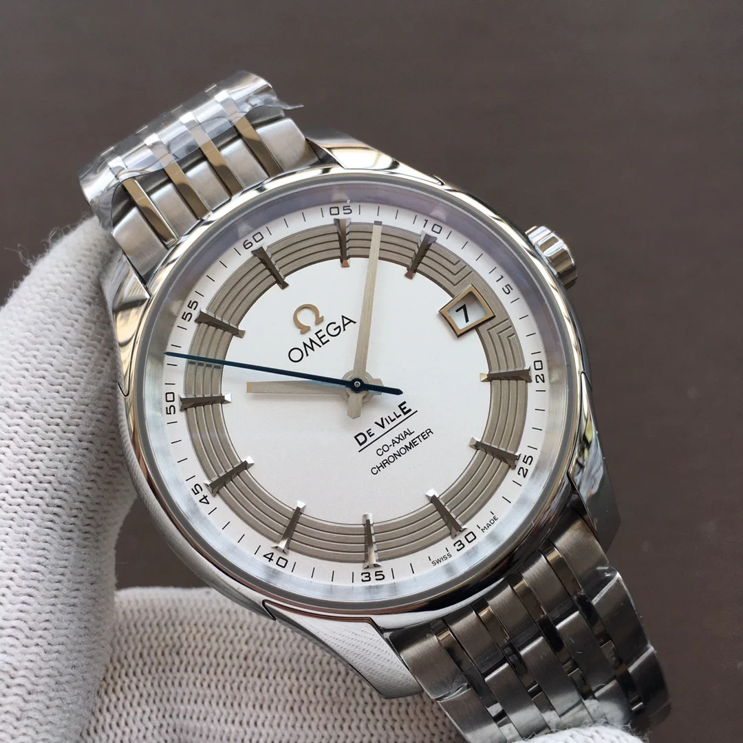 Omega De Ville Steel White Dial 41mm — photographed off the sweep