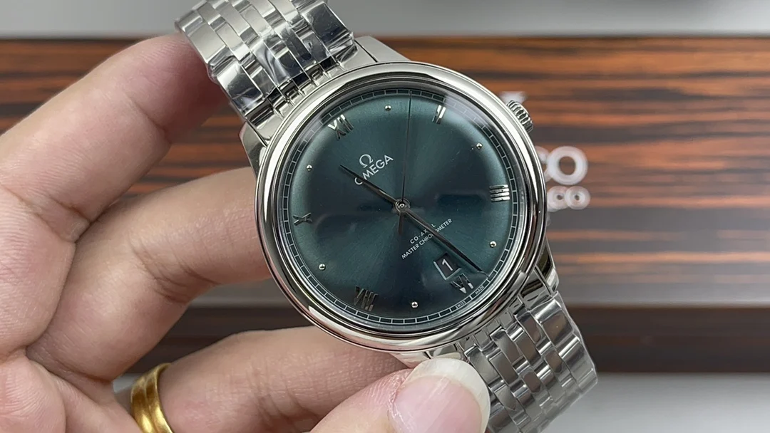 Omega De Ville — photographed off the sweep