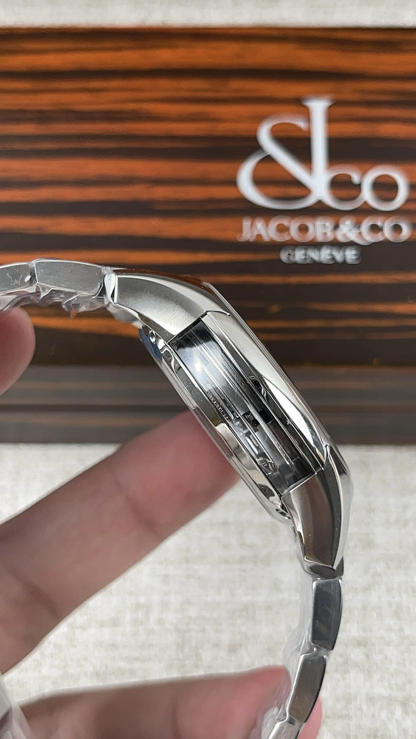 Omega European and American style owl side-panel transparent — photographed off the sweep
