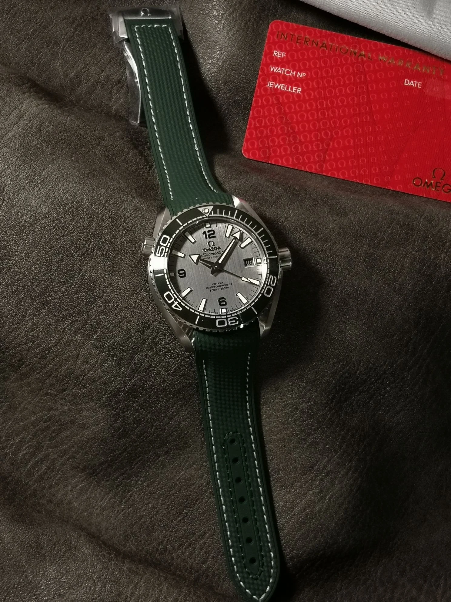 Omega Seamaster 215.32.44.21.06.001
