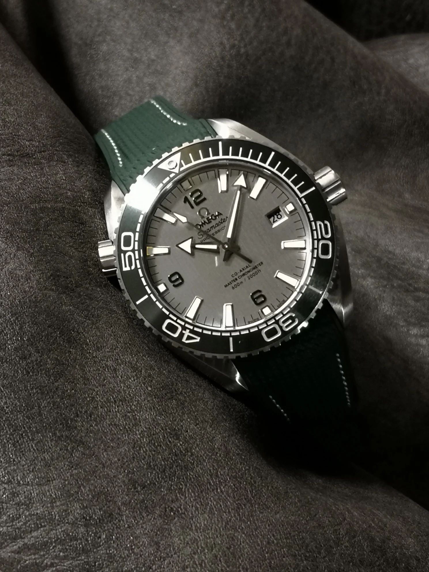 Omega Seamaster 215.32.44.21.06.001 — photographed off the sweep