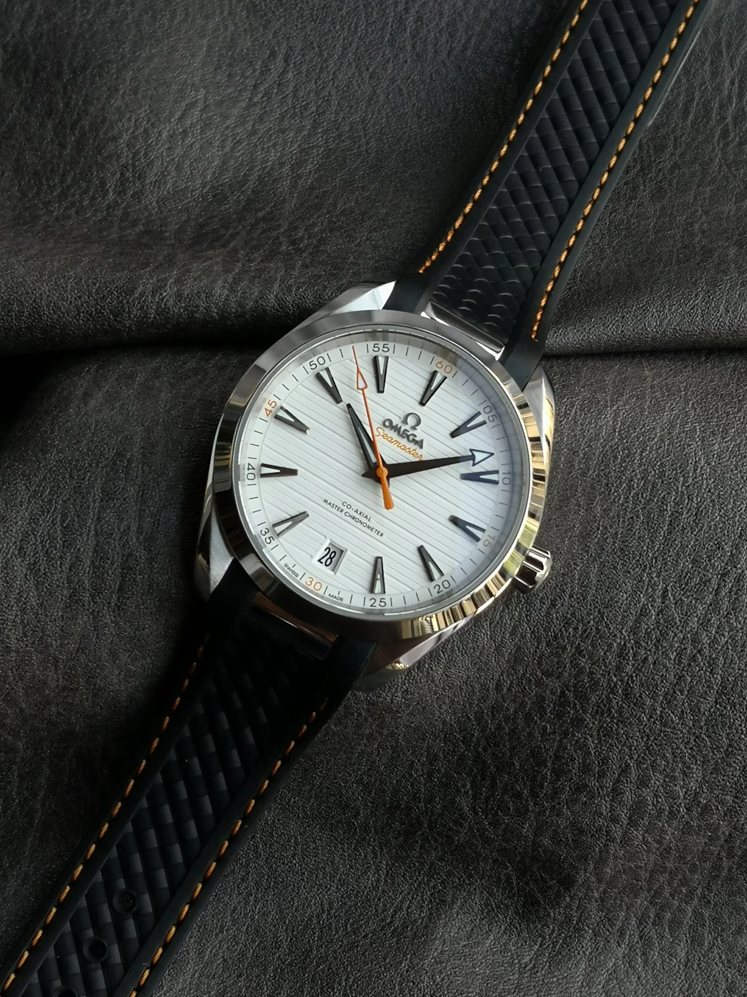 Omega Seamaster 220.12.41.21.02.002 — photographed off the sweep