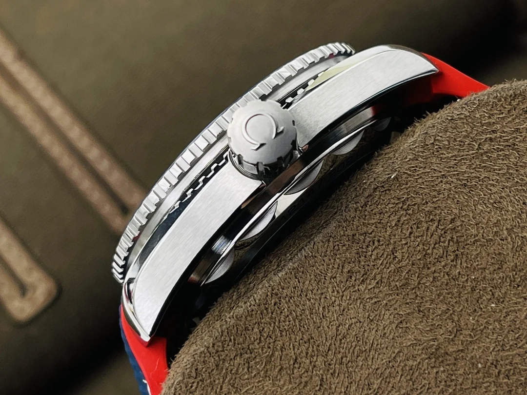 Omega Seamaster America's Cup — photographed off the sweep