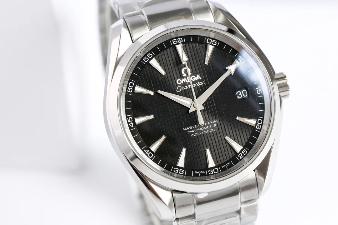 Omega Seamaster Aqua Terra Black Dial 41.5mm — photographed off the sweep