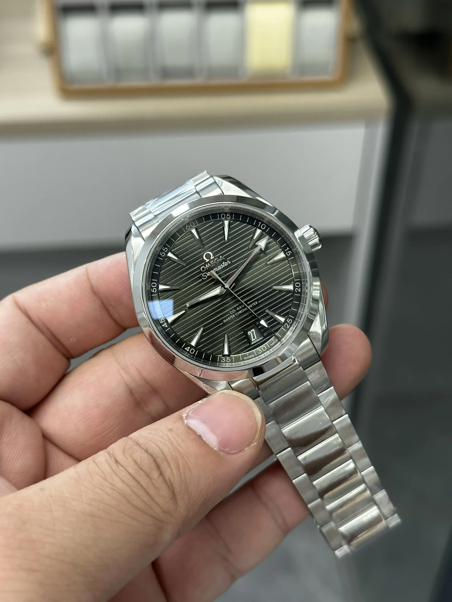 Omega Seamaster Aqua Terra Green Dial — photographed off the sweep