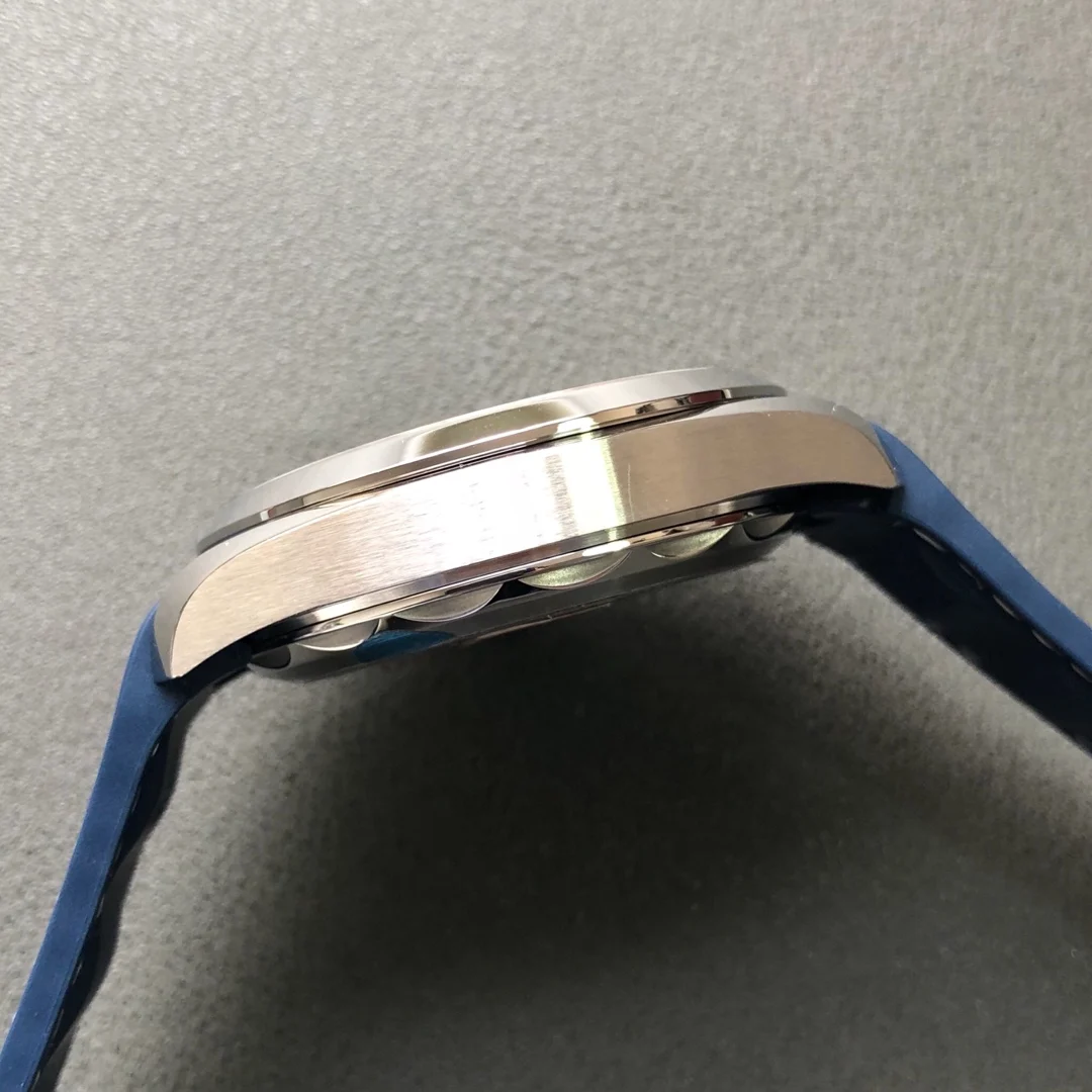 Omega Seamaster Aqua Terra Steel 41mm — photographed off the sweep