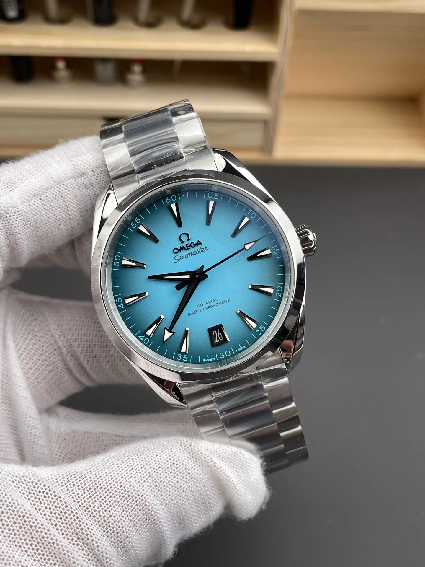 Omega Seamaster Aqua Terra Turquoise Dial 41mm — photographed off the sweep