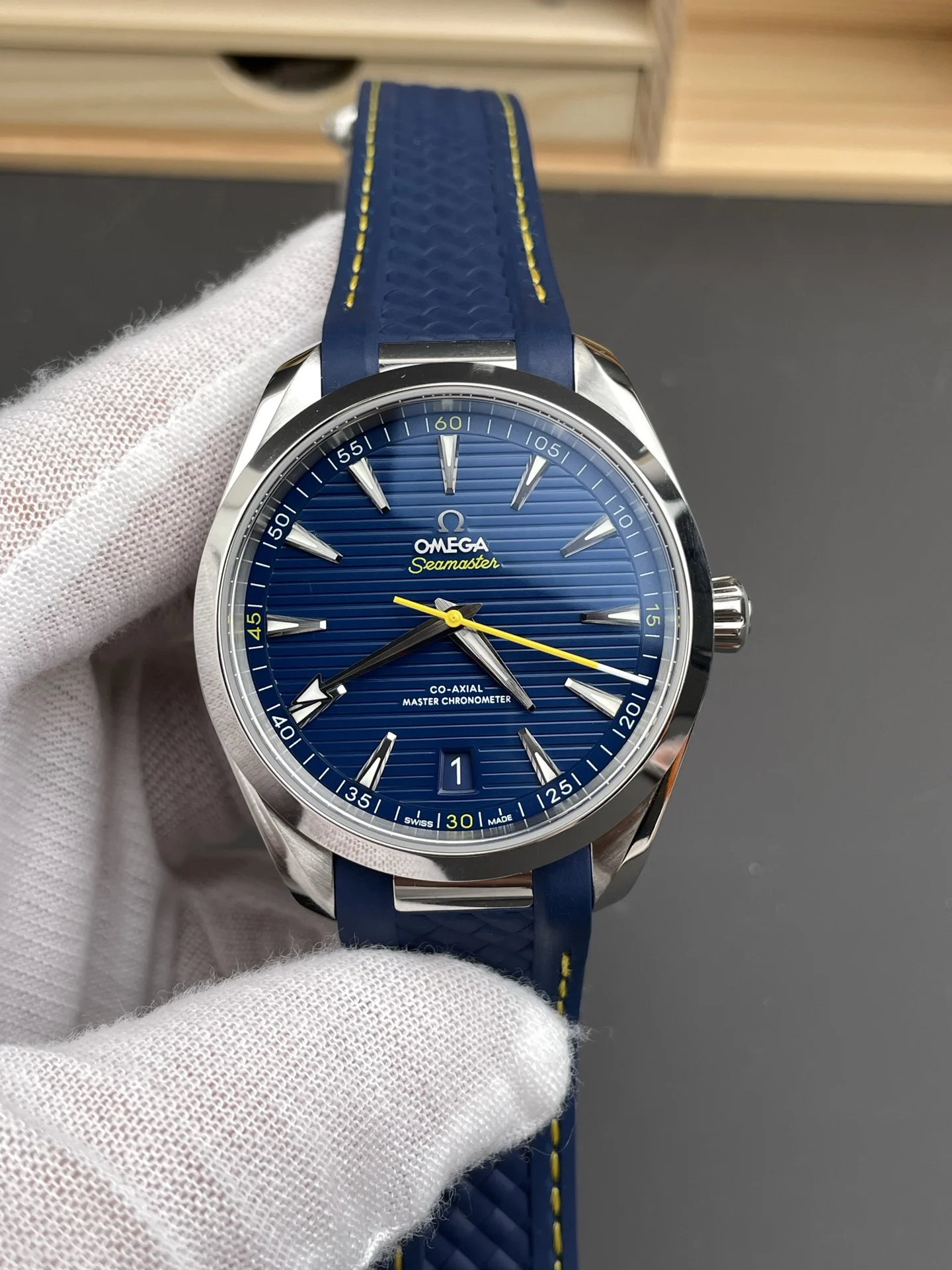 Omega Seamaster Aqua Terra White Dial 41mm