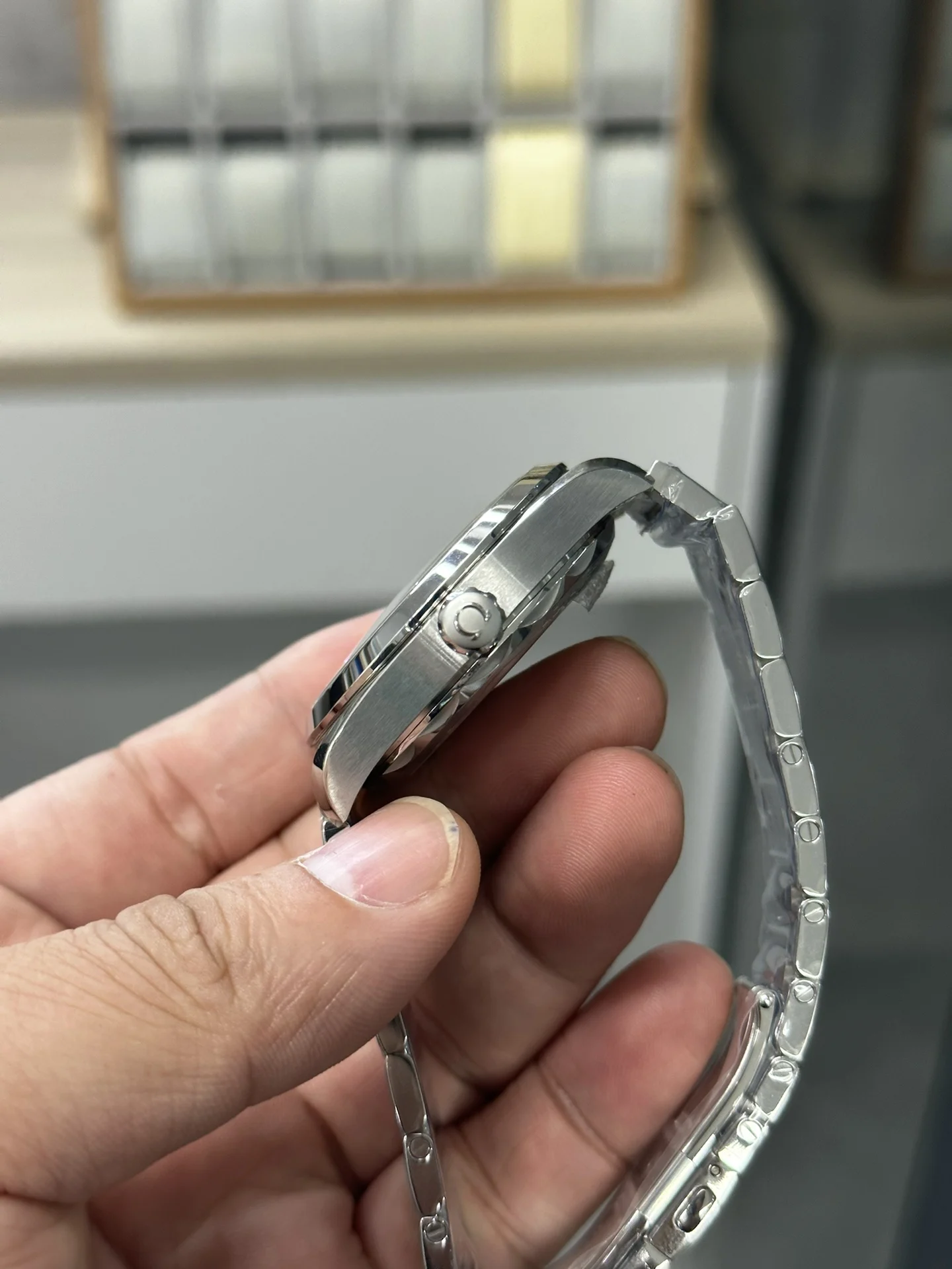 Omega Seamaster Aqua Terra White Dial — photographed off the sweep