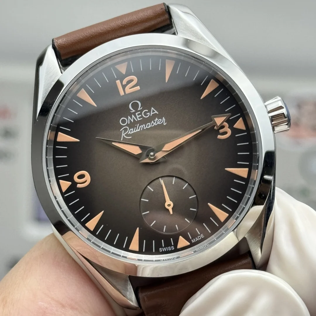 Omega Seamaster Black Dial 38mm — photographed off the sweep