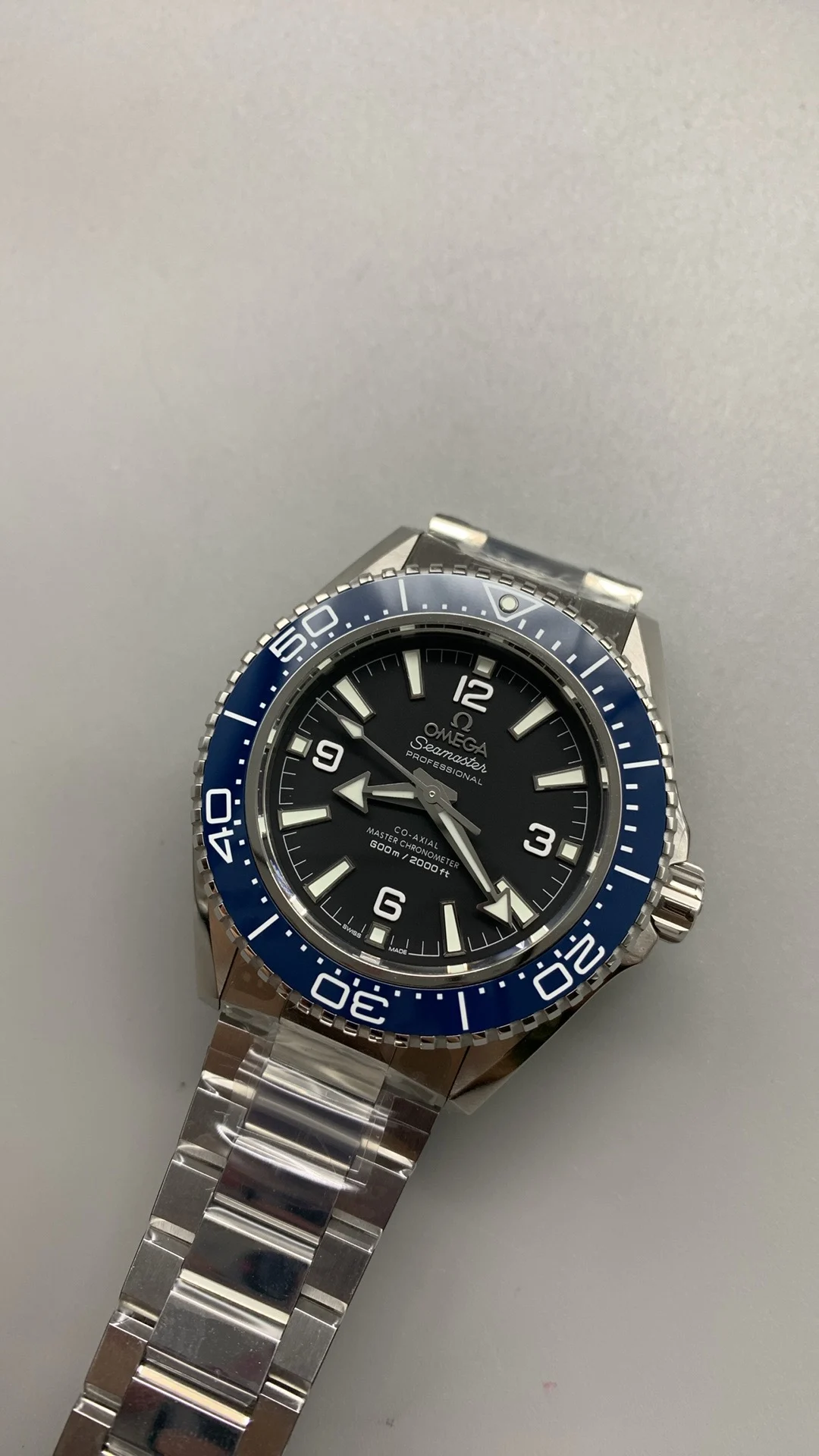 Omega Seamaster Blue Dial — photographed off the sweep