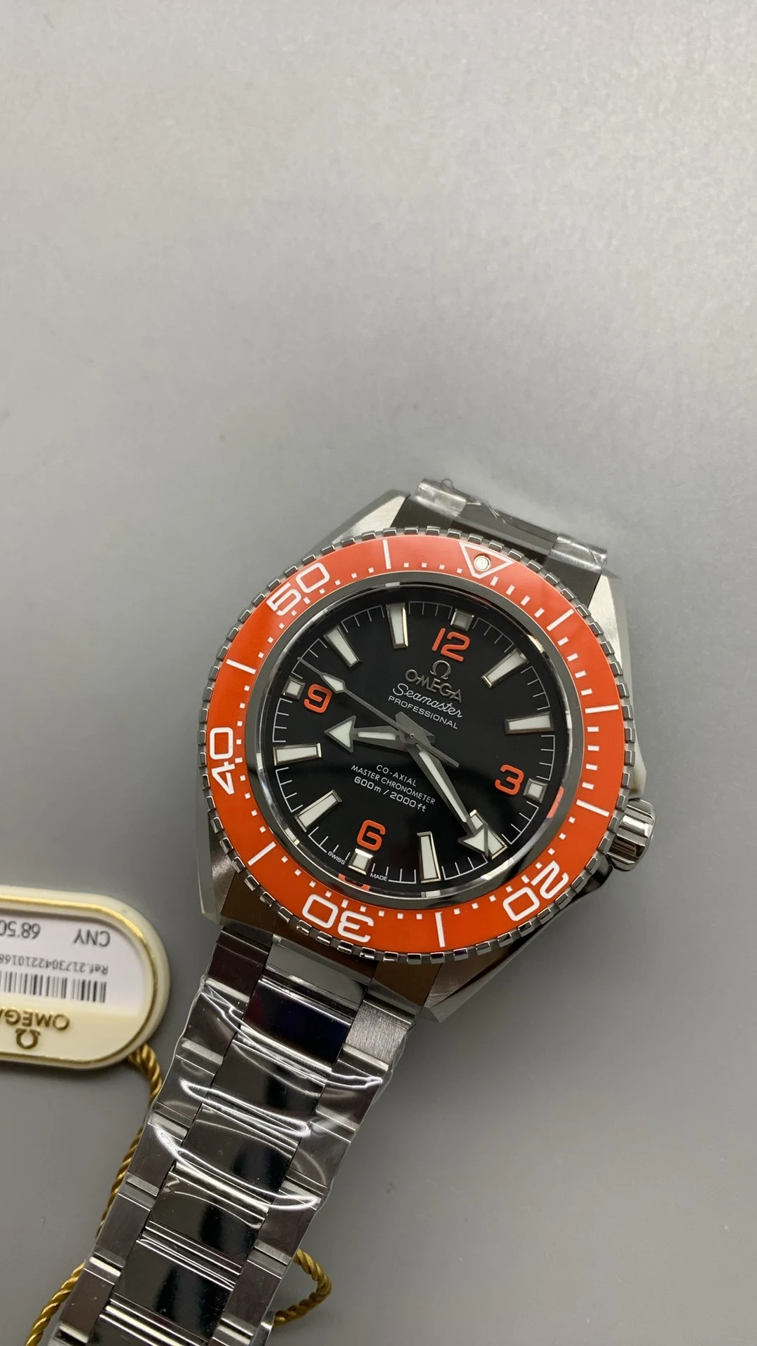 Omega Seamaster Orange Dial β photographed off the sweep