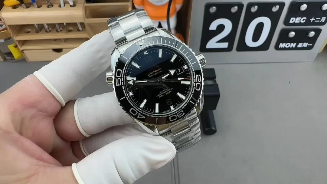 Omega Seamaster Planet Ocean