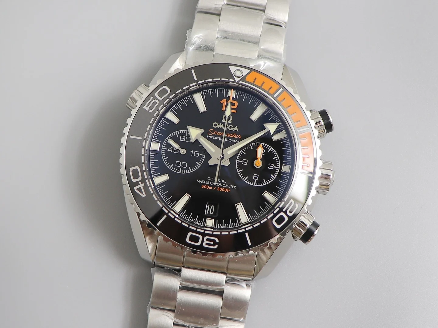 Omega Seamaster Planet Ocean Ceramic Silver Dial β photographed off the sweep
