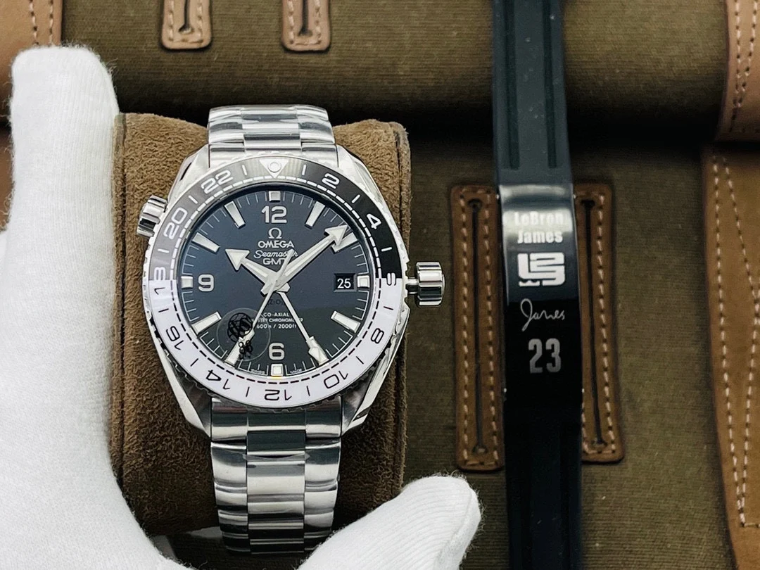 Omega Seamaster Planet Ocean Tai Chi Ceramic — photographed off the sweep