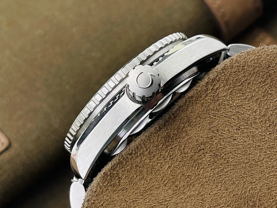 Omega Seamaster Planet Ocean Tai Chi Ceramic — photographed off the sweep