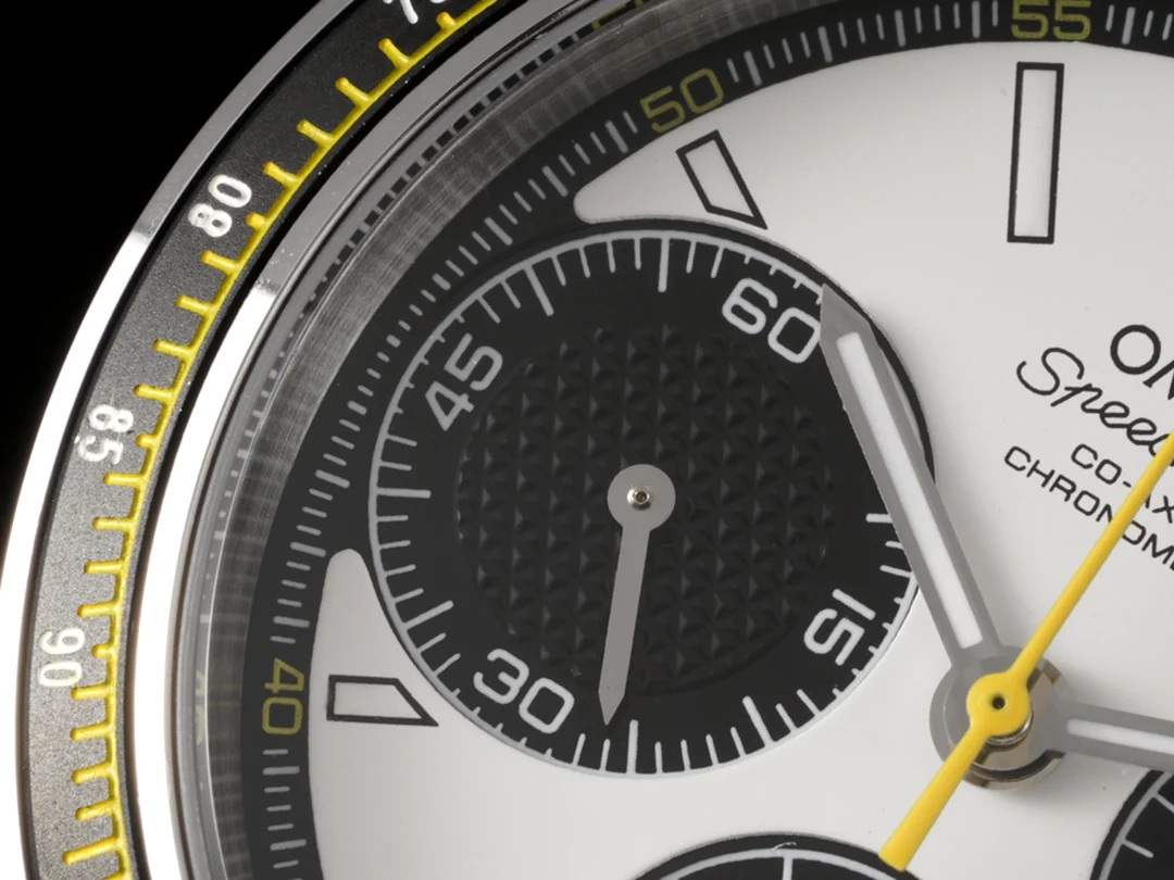Omega Speedmaster 326.32.40.50.06.001 — photographed off the sweep