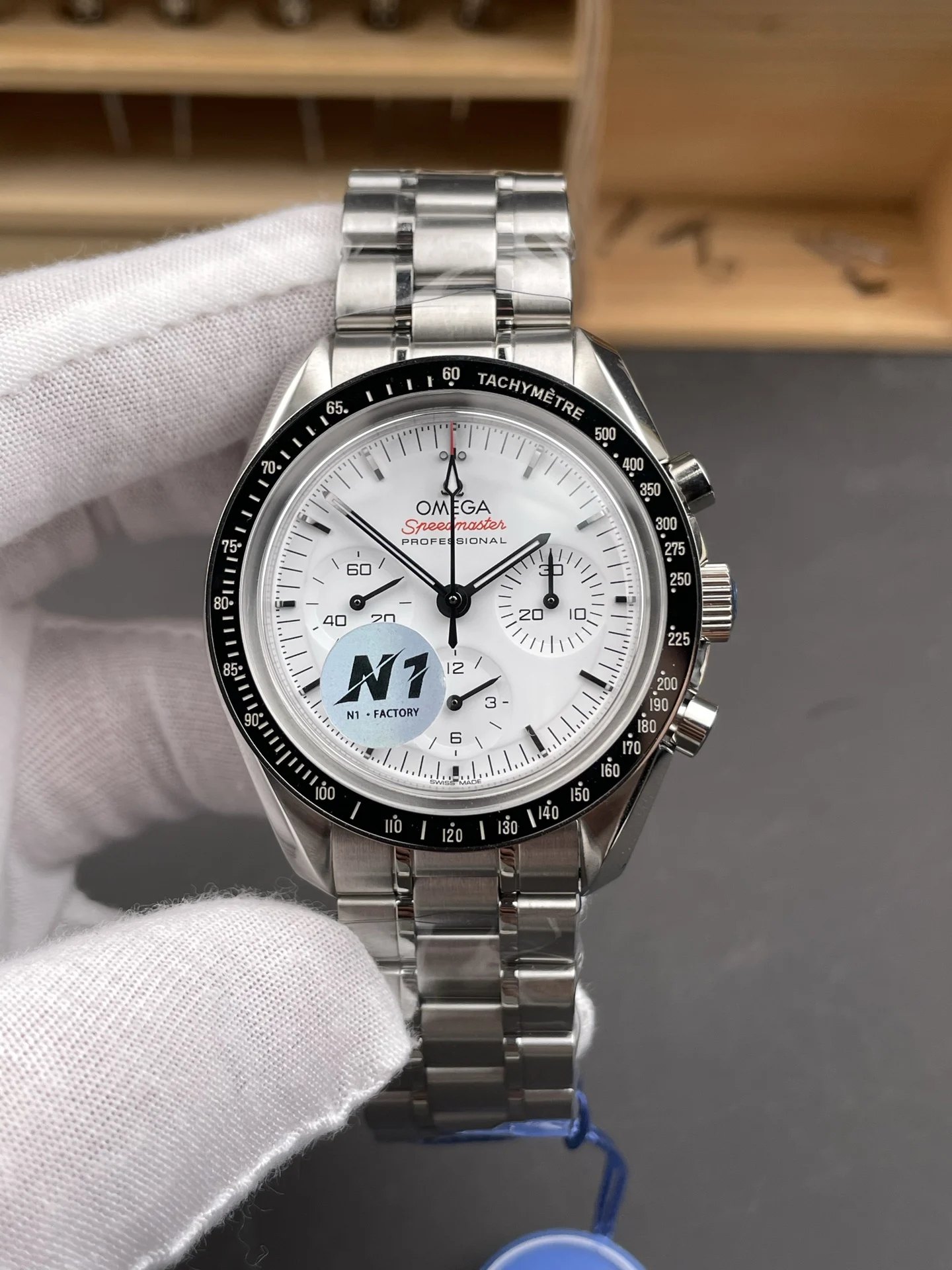 Omega Speedmaster Moonwatch 42mm — photographed off the sweep