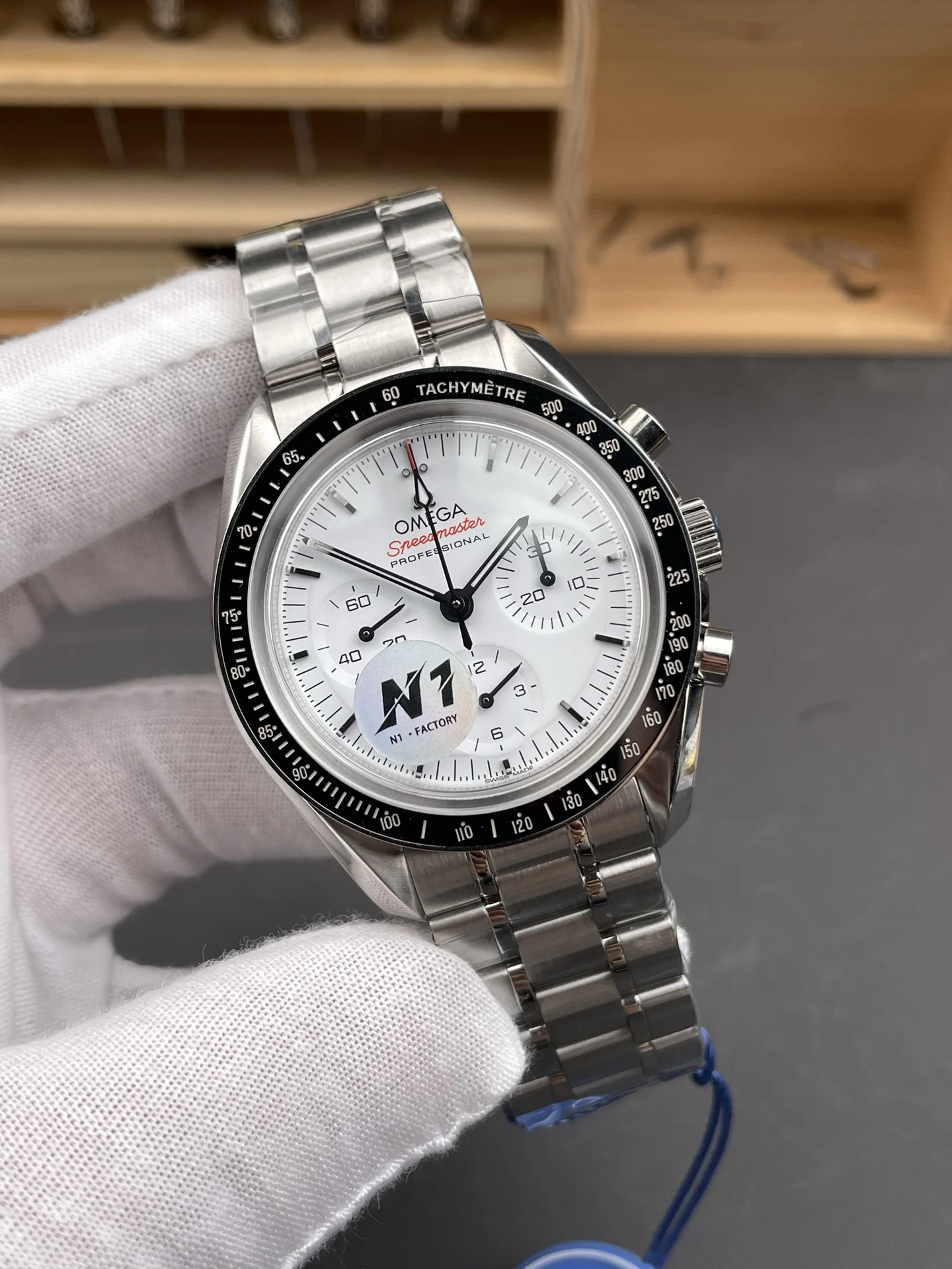 Omega Speedmaster Moonwatch 42mm — photographed off the sweep