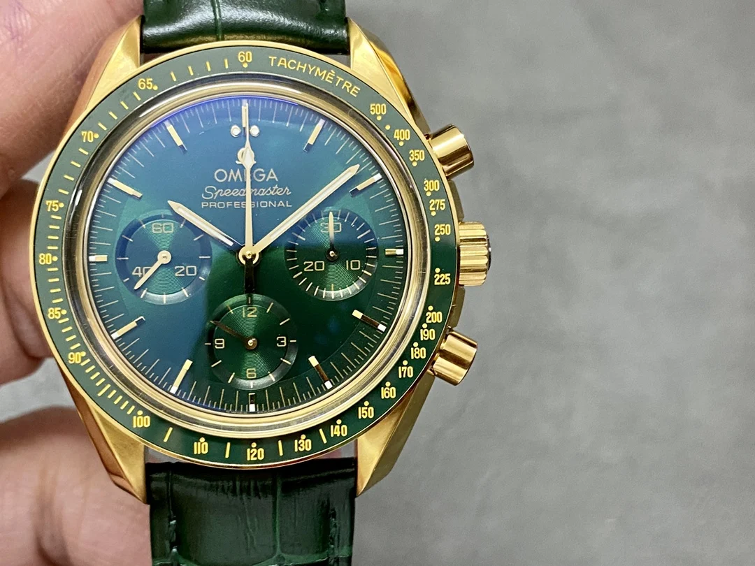 Omega Speedmaster Moonwatch Yellow Gold — photographed off the sweep
