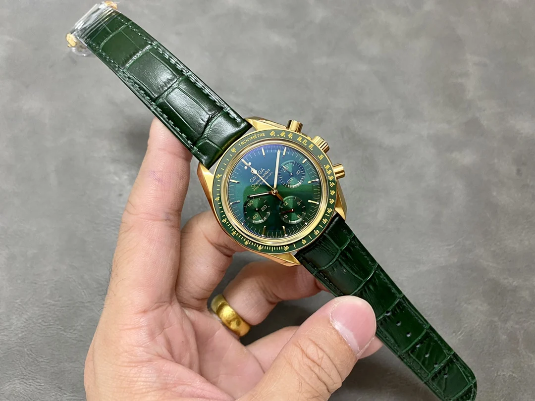 Omega Speedmaster Moonwatch Yellow Gold — photographed off the sweep