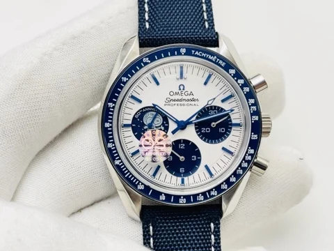 Omega Speedmaster Snoopy Blue Dial