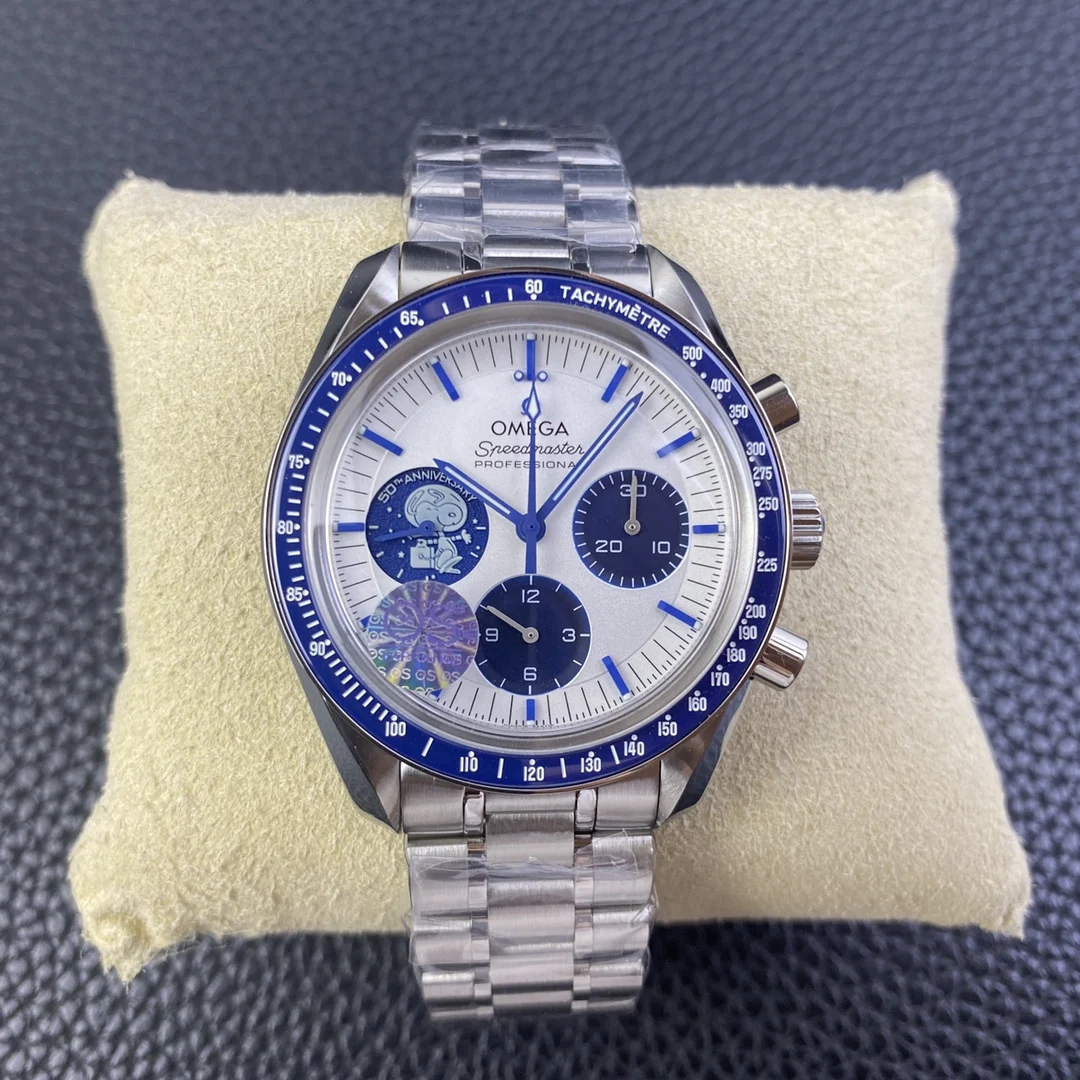 Omega Speedmaster Snoopy Ceramic Blue Dial 42mm — photographed off the sweep