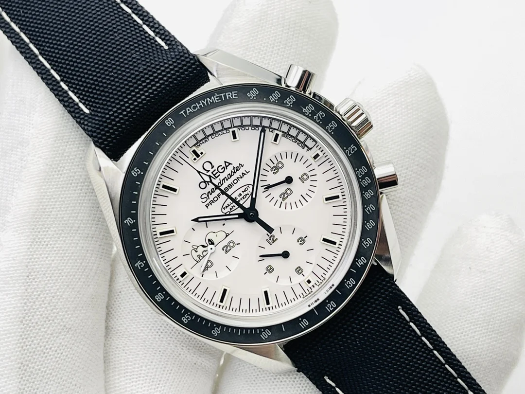 Omega Speedmaster Snoopy Ceramic Blue Dial 42mm — photographed off the sweep