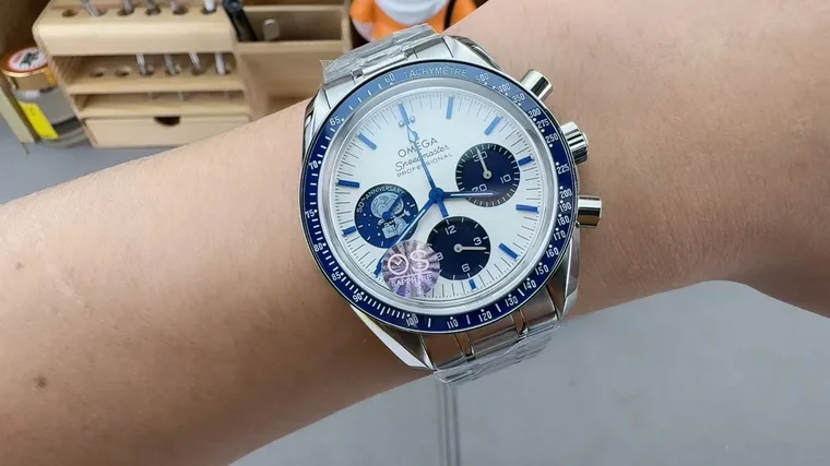 Omega Speedmaster Snoopy Steel