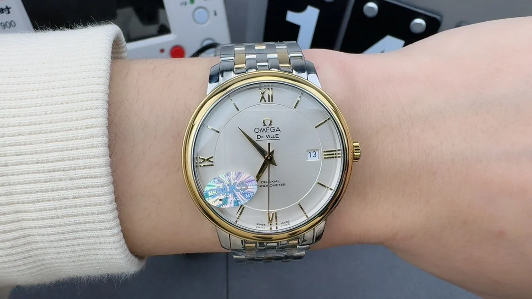 Omega Two-Tone — photographed off the sweep