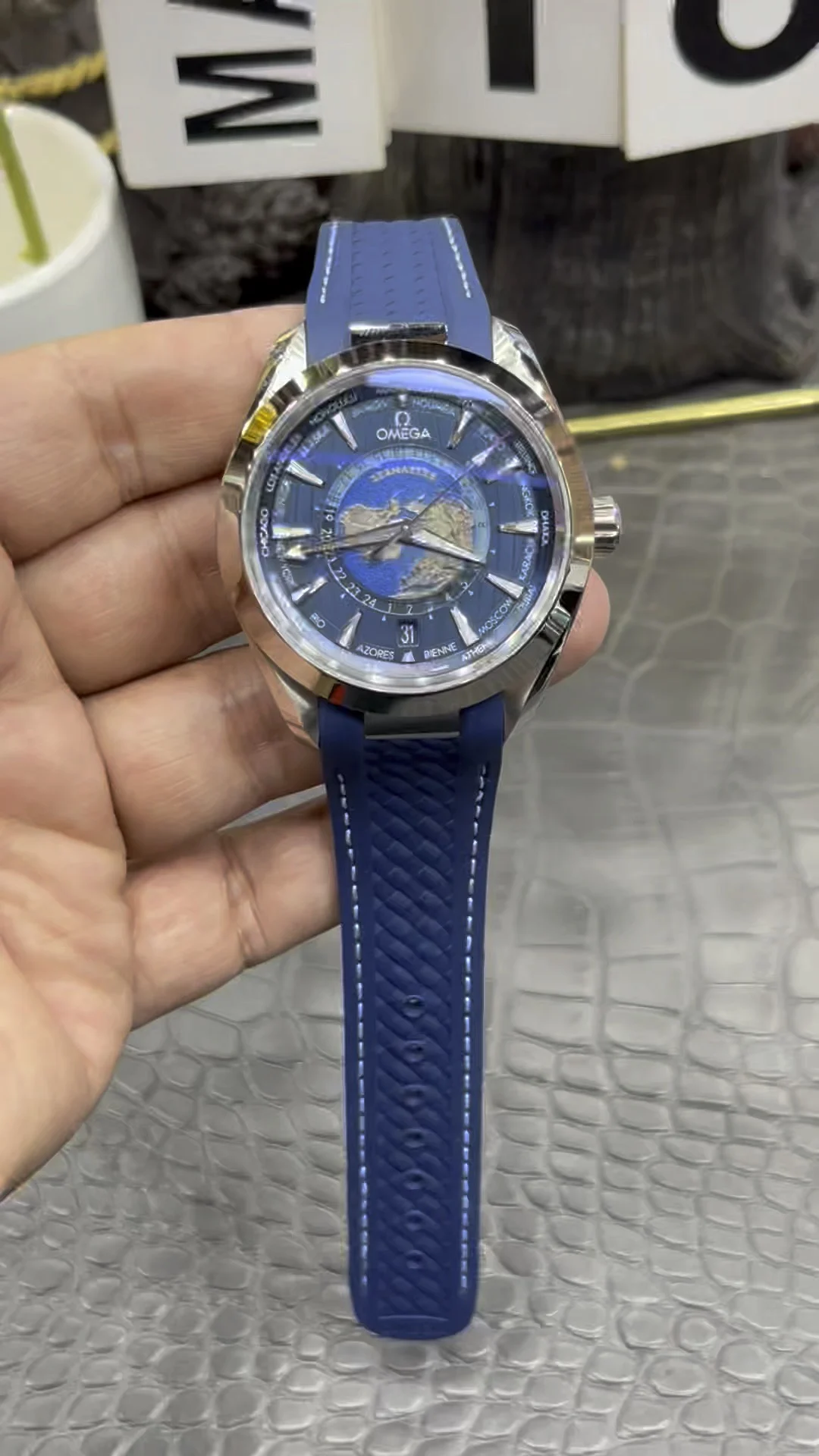 Omega World Time 43mm