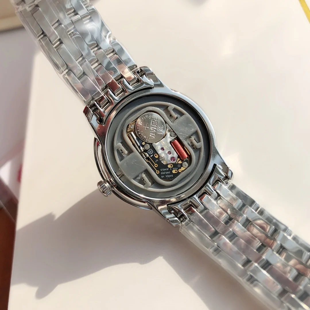 Original EAT1376 movement, 316L stainless steel strap — details